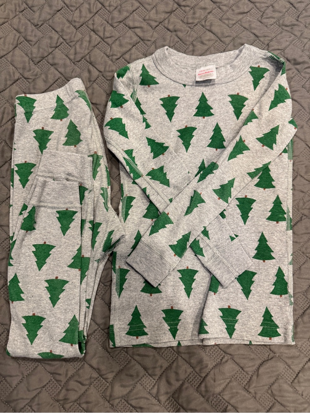 Hanna Anderson Kids Gray Pajama Set with Green Christmas Tree Print